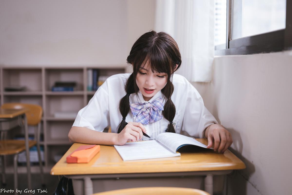 [Cosplay] Ashley – 学生服